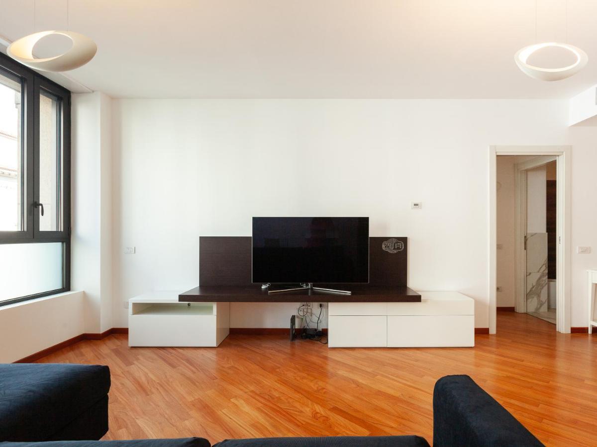 Easyhomes-Madonnina View Milán Exteriér fotografie